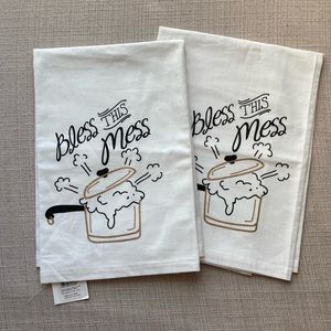 Kitchen Towels, Tea Towels, NWT, 100% cotton, Set of 2, Square